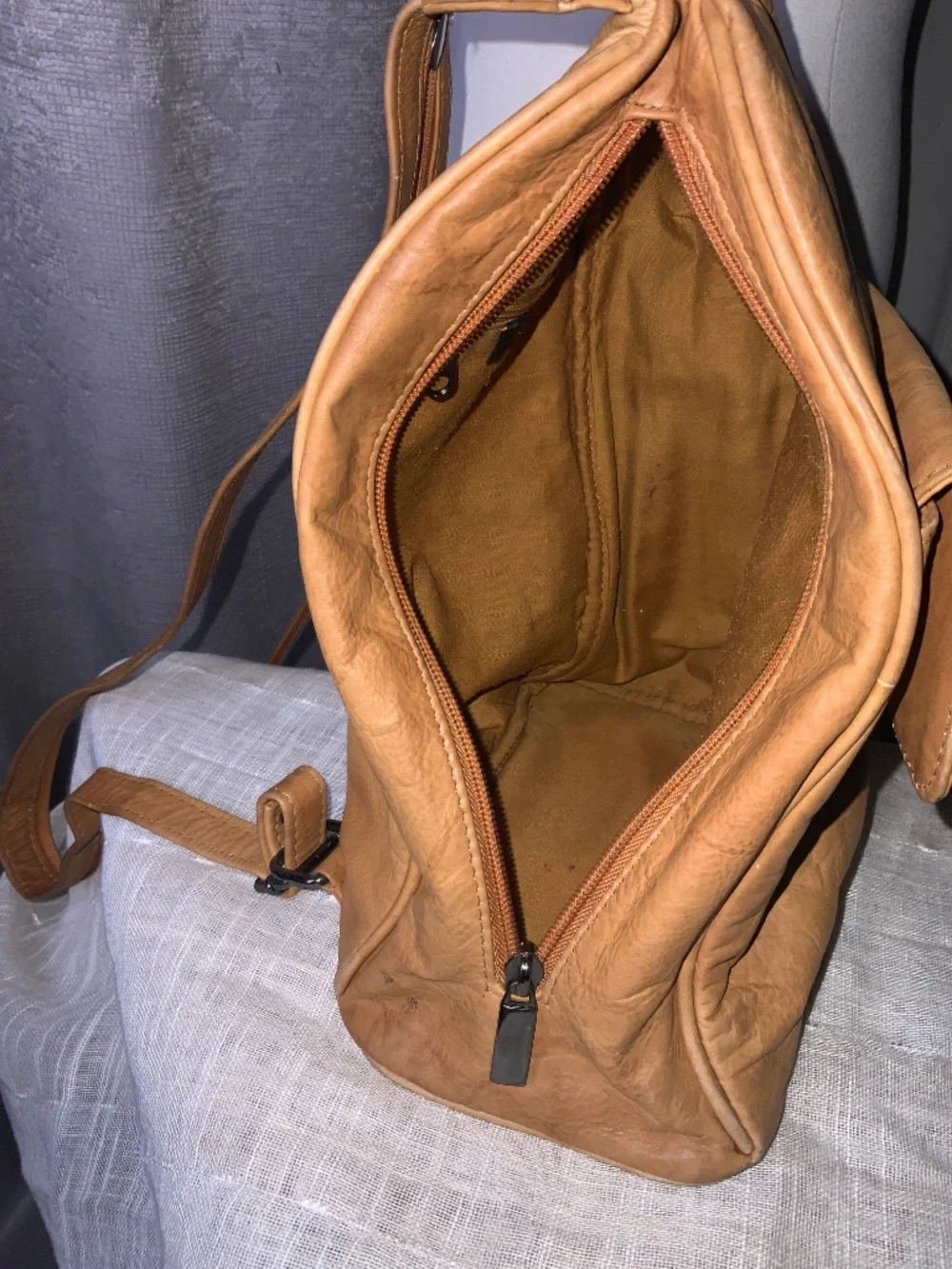 Retro Leather Napsack or Shoulder Bag